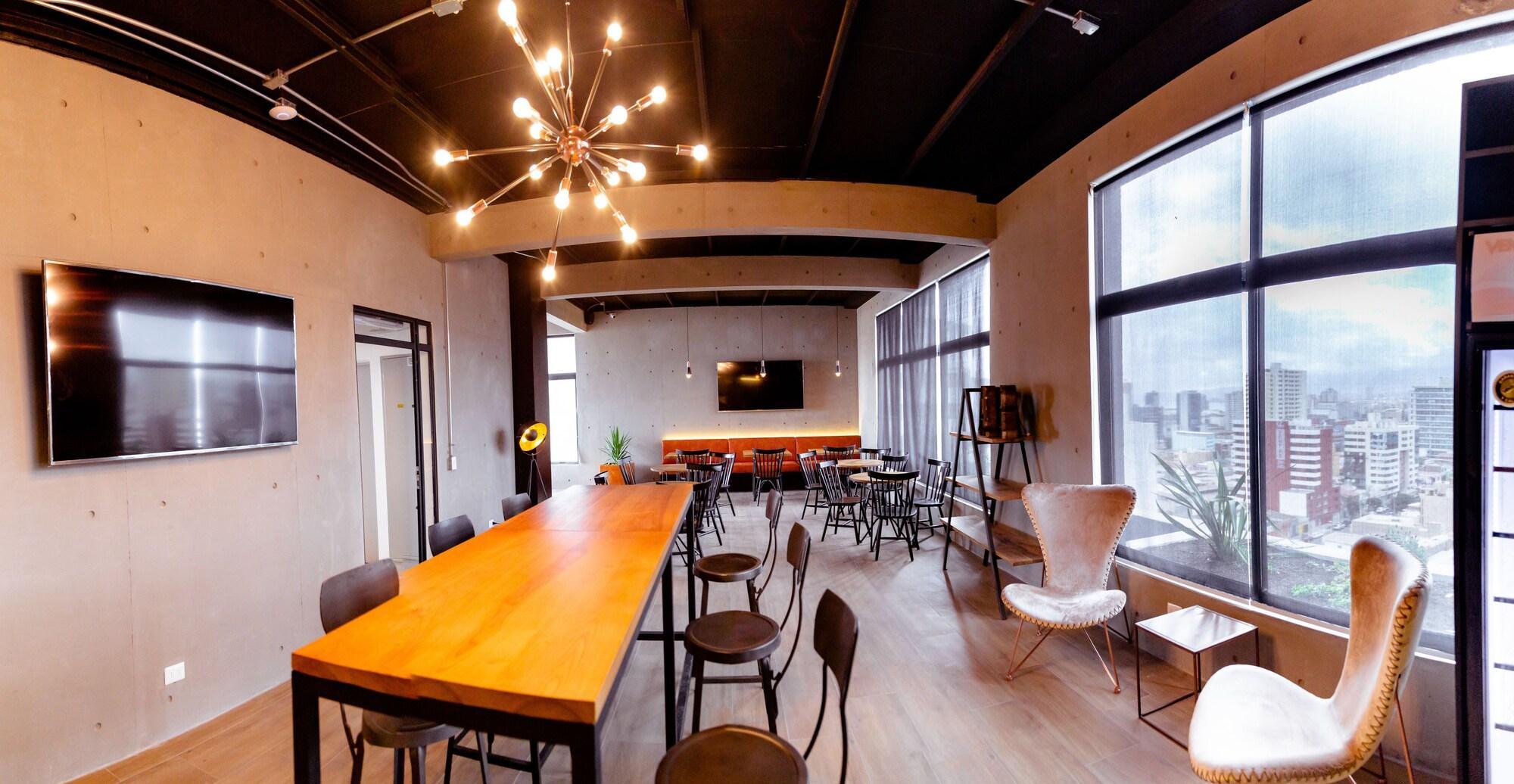 Hub Hotel 3*